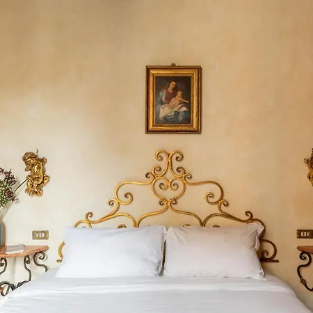 Apartment Iflat Golden Gem In Trevi Rome
