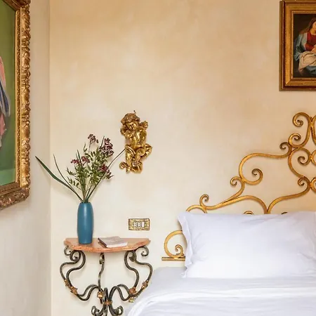 Apartment Iflat Golden Gem In Trevi