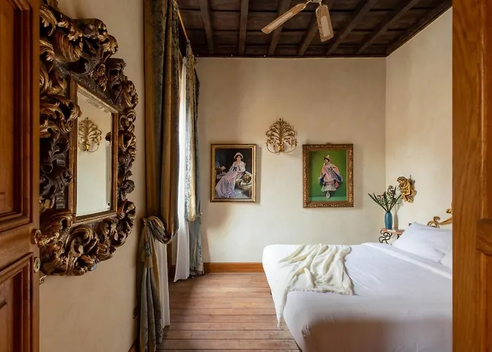 Iflat Exclusive 18Th Century Residence At Trevi Fountain